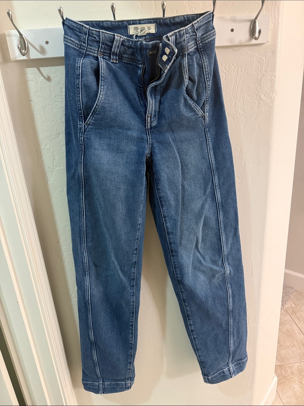 Madewell Women’s Relaxed Indigo Denim Jeans